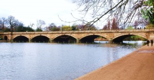 Puente Serpentine, Londres
