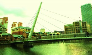 Pasarela South Dock, Londres