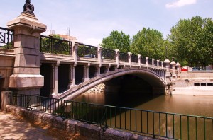 Puente de la Reina Victoria, Madrid