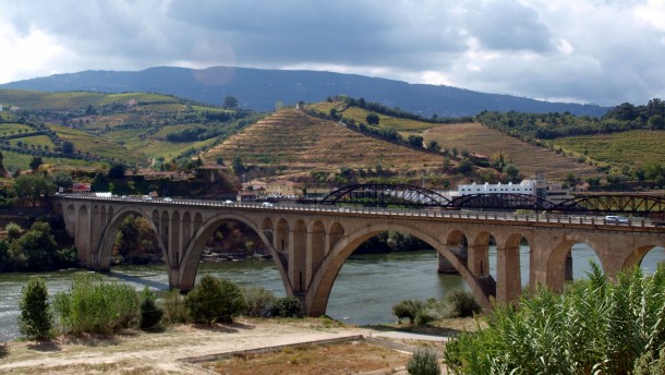 Puente de Regua (Regua, Portugal)