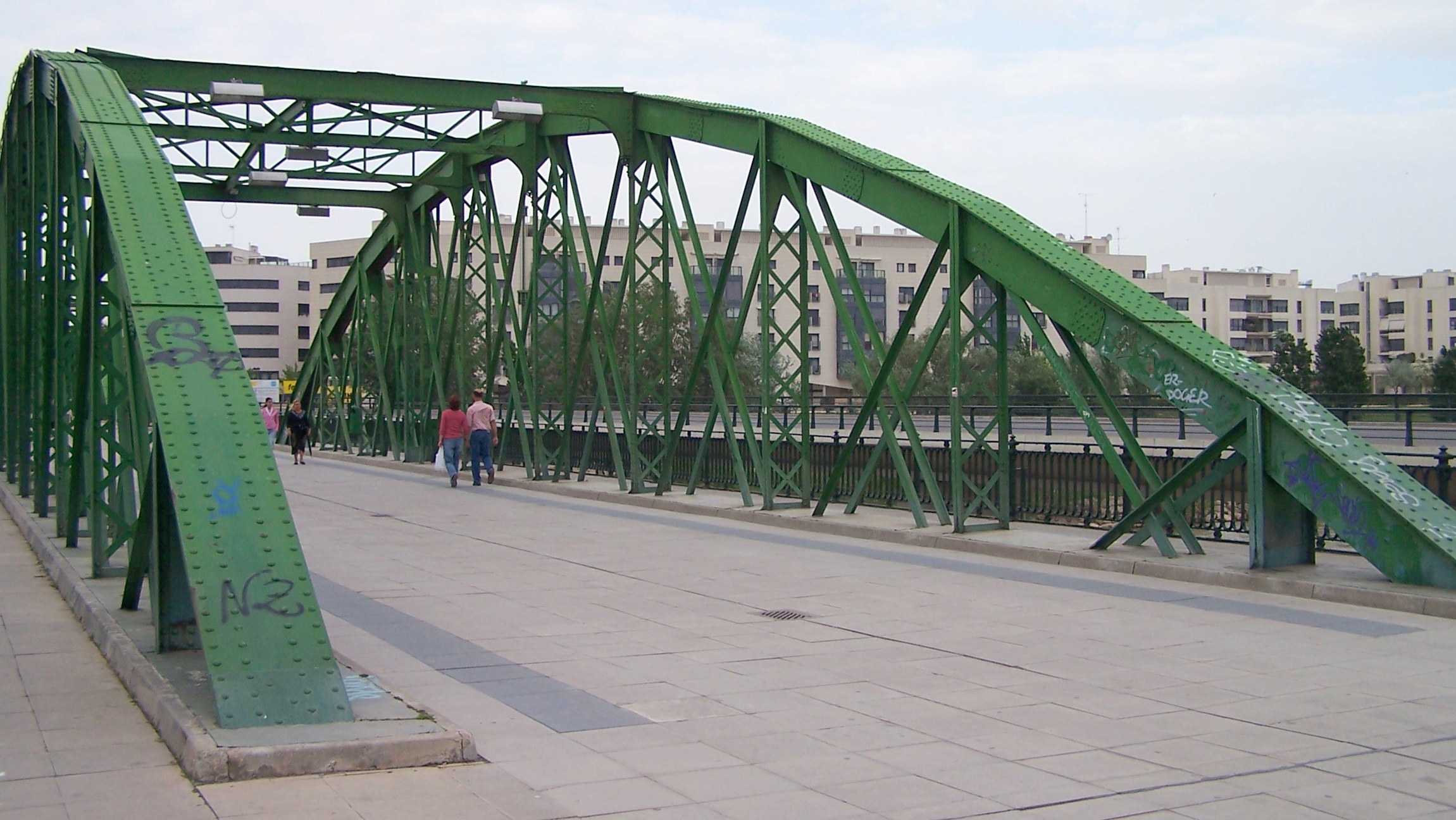 Puente del Pilar (fotografía de José Carlos Gómez Crespo) Puente del Pilar (fotografía de José Carlos Gómez Crespo)