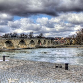 Puente de Regensburg (fotografía de Basecore)
