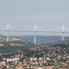 Viaducto de Millau (fotografía de Thierry Lacroix)